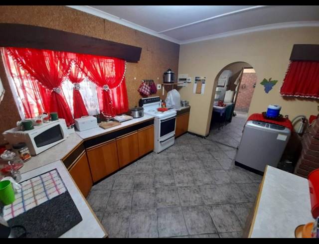 3 BEDROOM HOUSE FOR SALE IN DAL FOUCHE